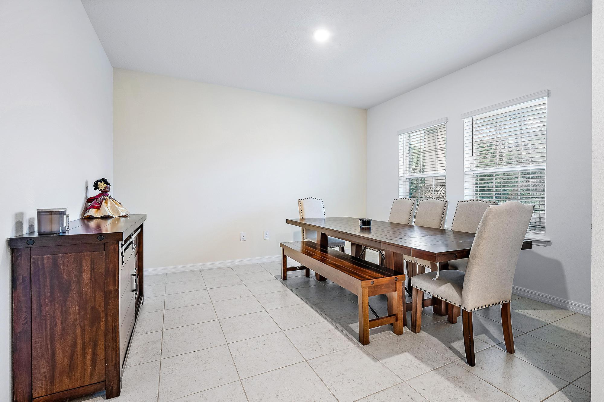 683 Southwest Jada Road Port St. Lucie, FL 34953 - Photo 7 of 26 683 SW Jada Rd -7