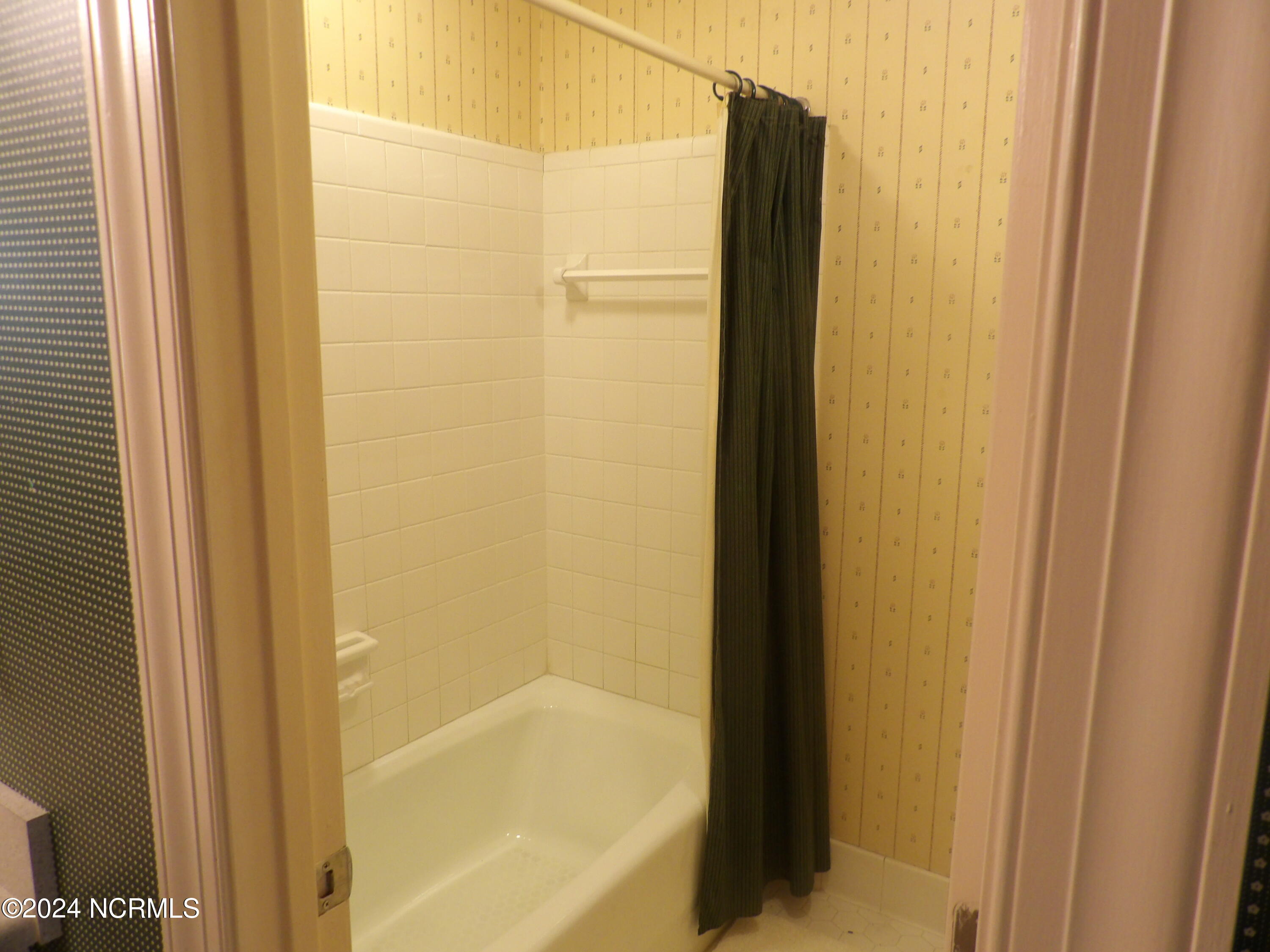 1301 Ridge Road Kinston, NC 28504 - Photo 35 of 51 100_0091