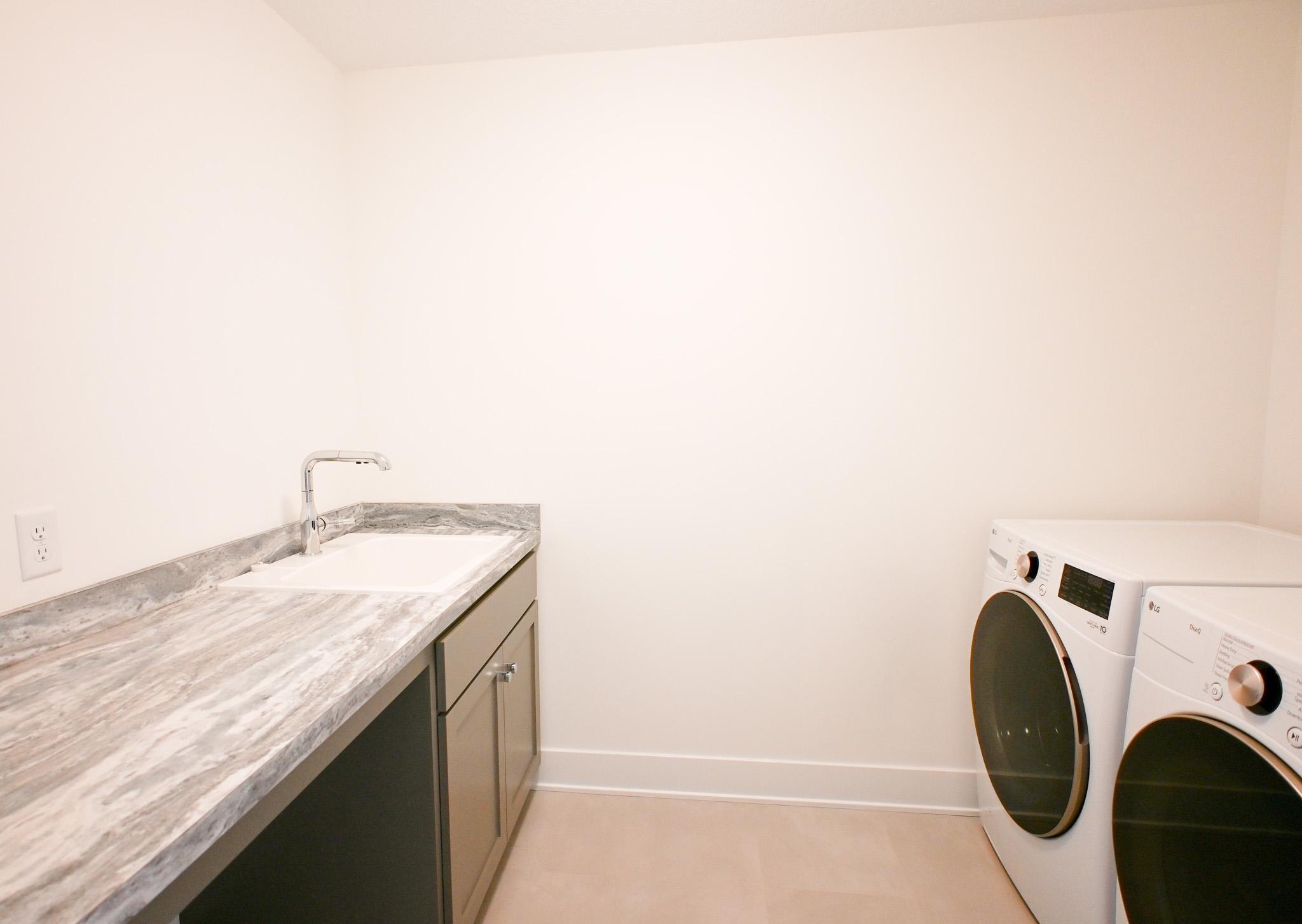 734 Ensconced Way Chaska, MN 55318 - Photo 37 of 58