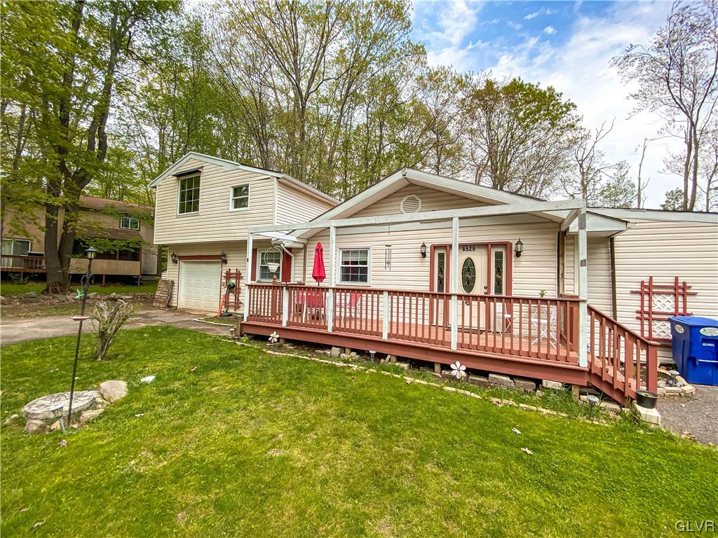 6529 Laurel Road Pocono Summit, PA 18346 - Photo 36 of 37 Gallery Image 36