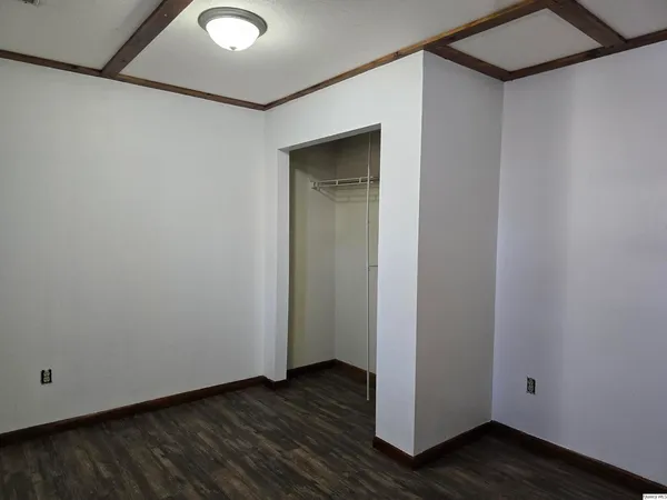 $109,500 | 305 East 3rd Street, Bowen, IL 62316