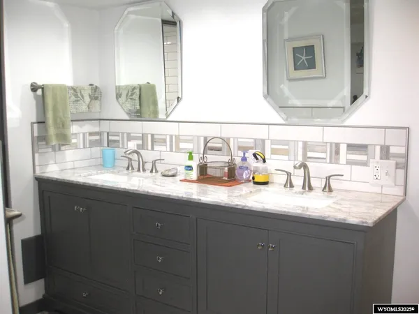 $566,000 | 113 Butterfield Road, Evanston, WY 82930