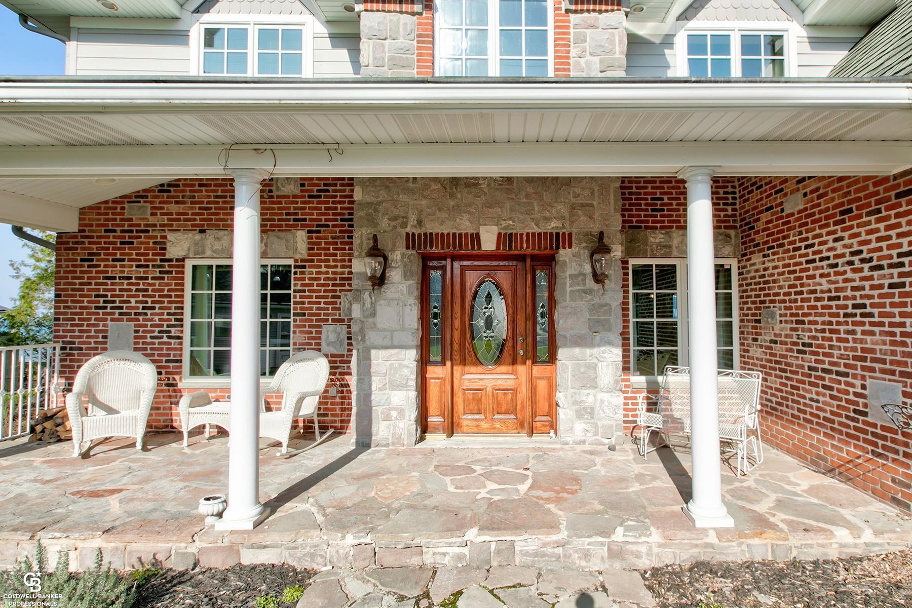 3864 North Lakeshore Road Deckerville, MI 48427 - Photo 5 of 88 50107318-4.JPG