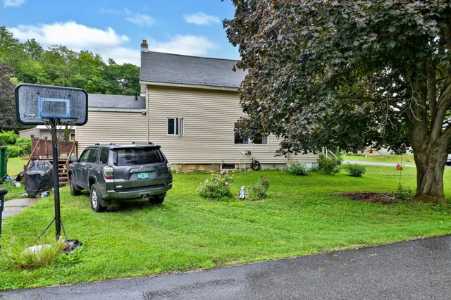 $189,000 | 43 Taylor Hill Road, Proctor, VT 05765