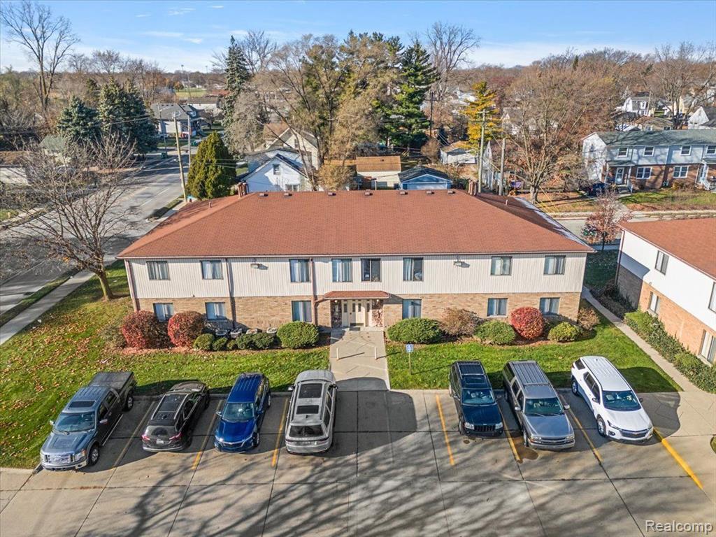 16411 East 10 Mile Road Eastpointe, MI 48021 - Photo 17 of 57
