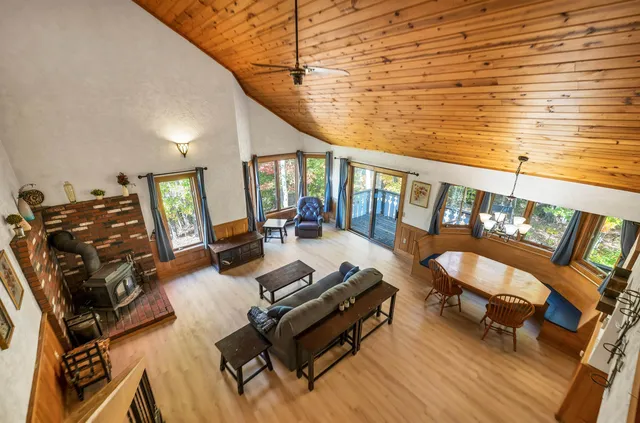 $409,000 | 23 Christmas Mountain Road, Intervale, NH 03845