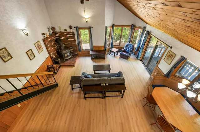 $409,000 | 23 Christmas Mountain Road, Intervale, NH 03845