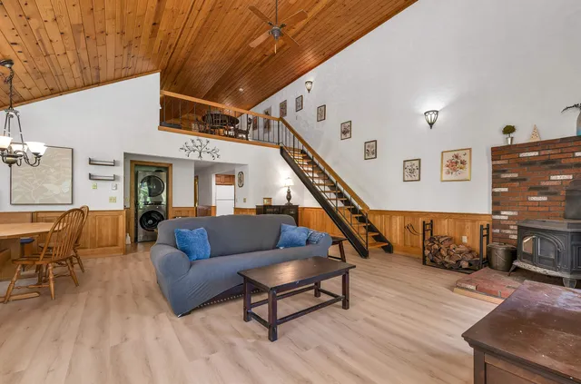 $409,000 | 23 Christmas Mountain Road, Intervale, NH 03845