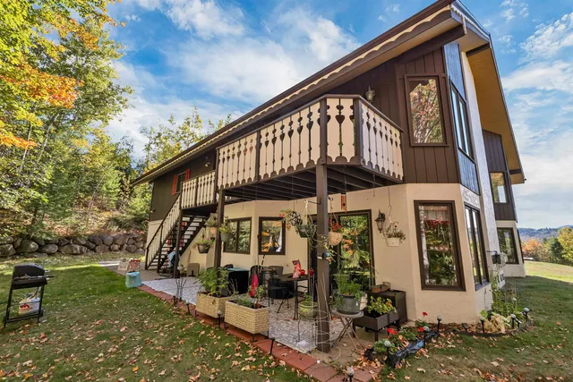 $409,000 | 23 Christmas Mountain Road, Intervale, NH 03845