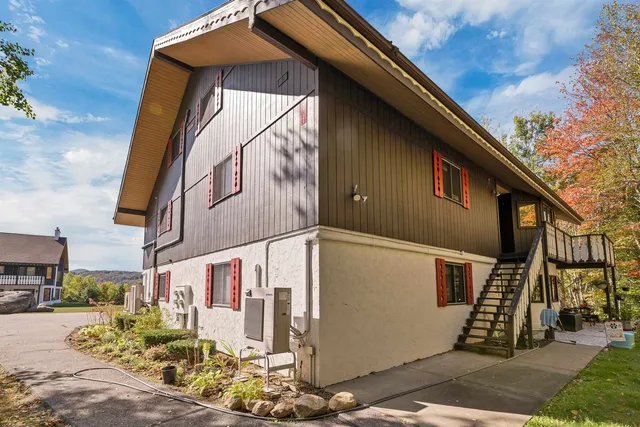 $409,000 | 23 Christmas Mountain Road, Intervale, NH 03845