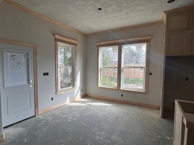 9204 Riggs Street Beaumont, TX 77707 - Photo 6 of 20 an empty room with windows and closet