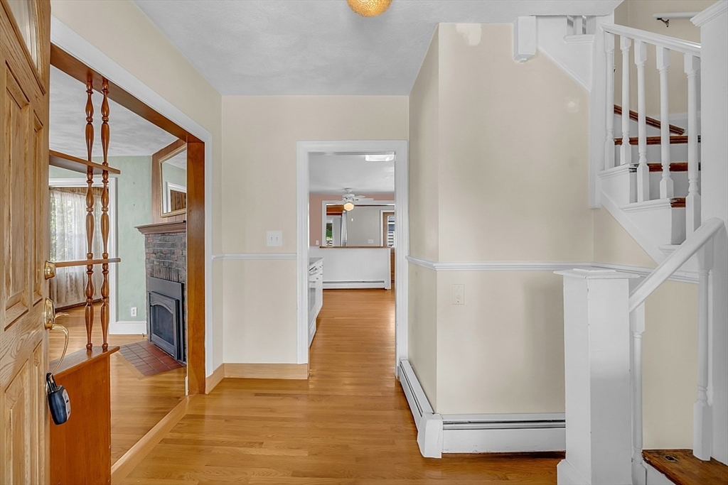 107 Victory Road Lynn, MA 01902 - Photo 12 of 41 Gallery Image 12
