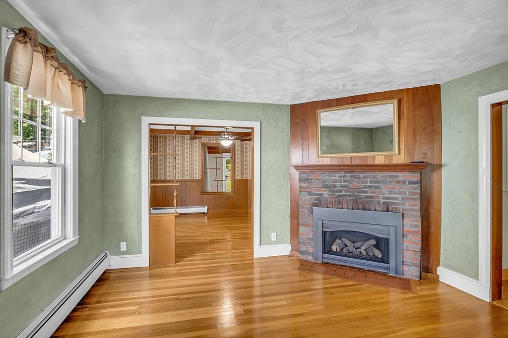 107 Victory Road Lynn, MA 01902 - Photo 13 of 41 Gallery Image 13