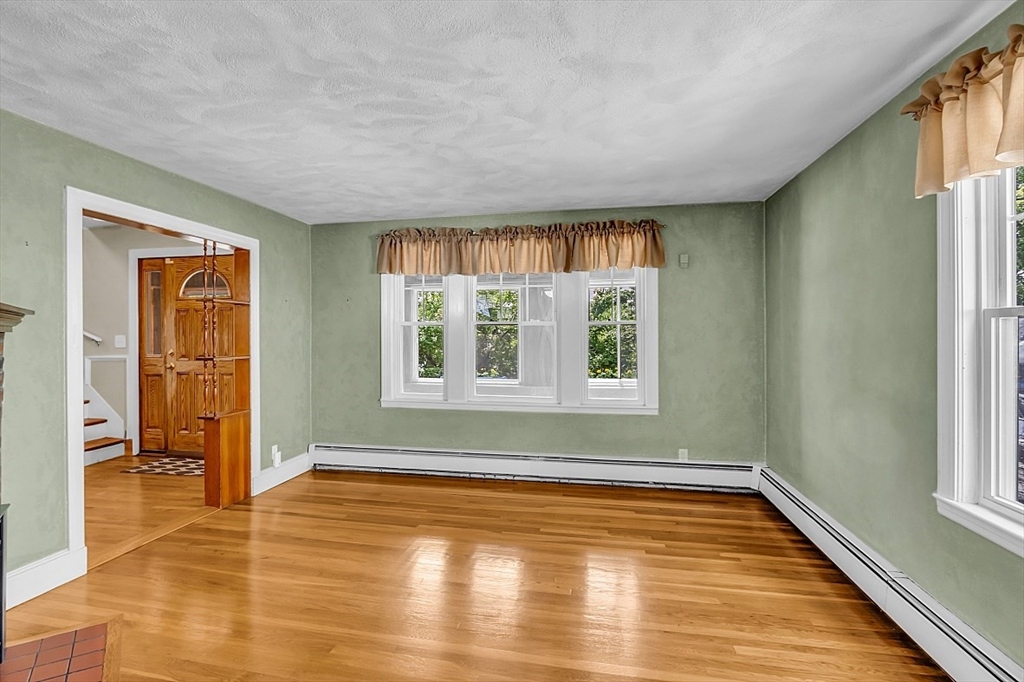 107 Victory Road Lynn, MA 01902 - Photo 14 of 41 Gallery Image 14
