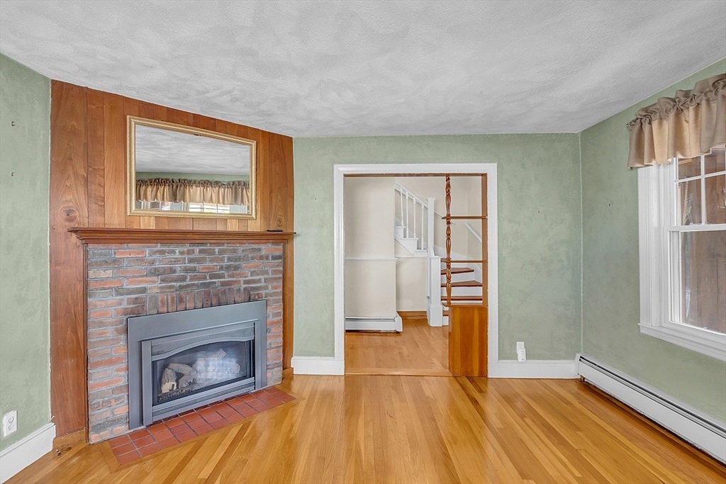 107 Victory Road Lynn, MA 01902 - Photo 15 of 41 Gallery Image 15