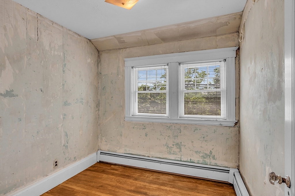 107 Victory Road Lynn, MA 01902 - Photo 24 of 41 Gallery Image 24