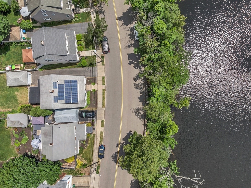 107 Victory Road Lynn, MA 01902 - Photo 34 of 41 Gallery Image 34