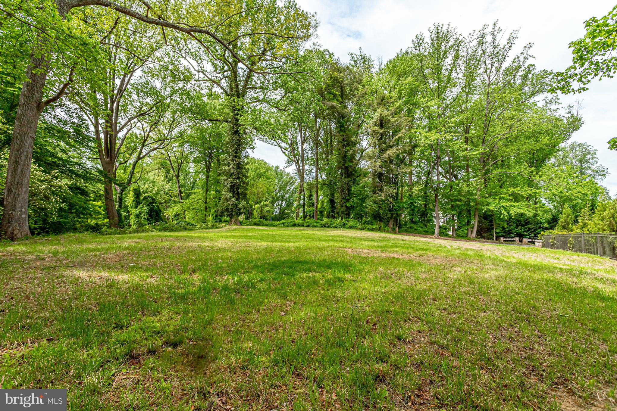 7716 Georgetown Pike McLean, VA 22102 - Photo 13 of 16