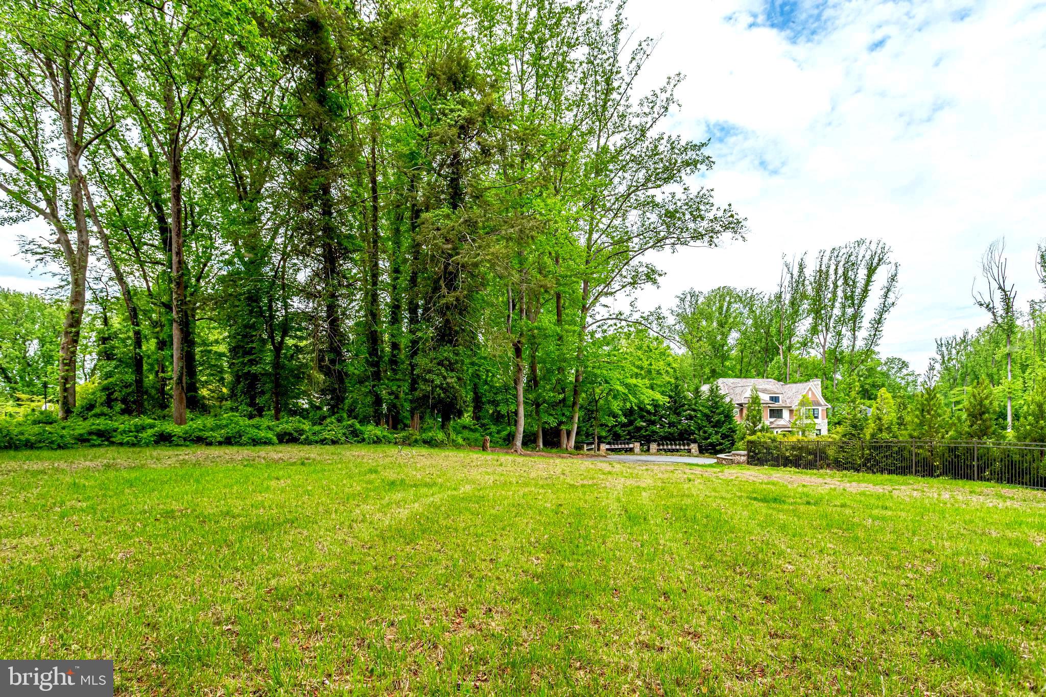 7716 Georgetown Pike McLean, VA 22102 - Photo 5 of 16