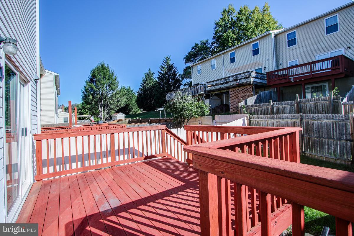 19 Perryfalls Place Baltimore, MD 21236 - Photo 14 of 30 Deck