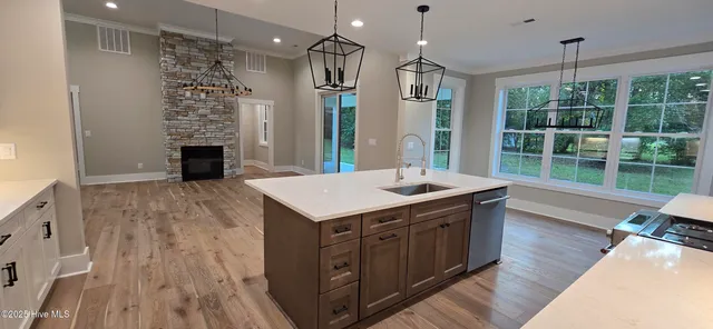 $699,000 | 2827 Landing Circle, Greenville, NC 27858