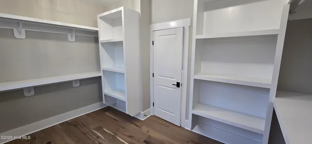 $699,000 | 2827 Landing Circle, Greenville, NC 27858