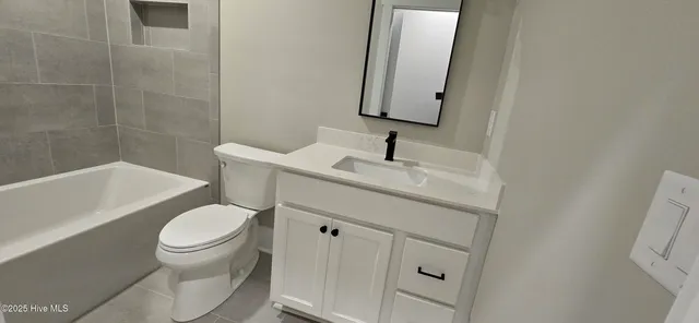 $699,000 | 2827 Landing Circle, Greenville, NC 27858