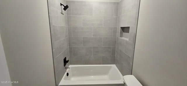 $699,000 | 2827 Landing Circle, Greenville, NC 27858