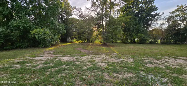 $699,000 | 2827 Landing Circle, Greenville, NC 27858