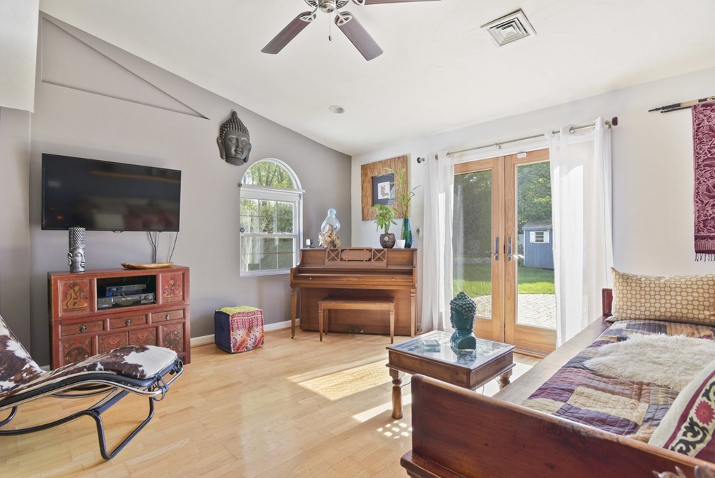13 Vernon Road Natick, MA 01760 - Photo 16 of 29 Gallery Image 16