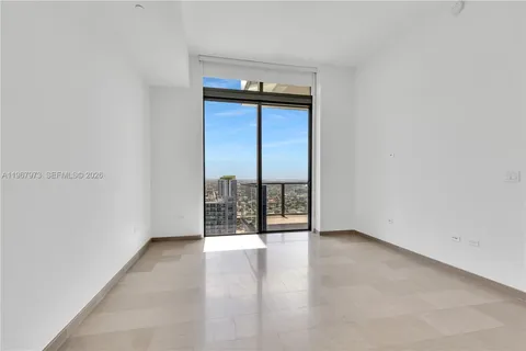 $930,000 | 68 Southeast 6th Street, Unit 4110, Miami, FL 33131