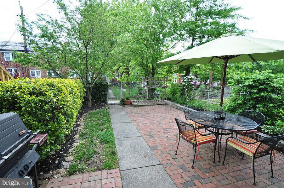 335 Whitfield Road Baltimore, MD 21228 - Photo 2 of 19 Exterior (General)