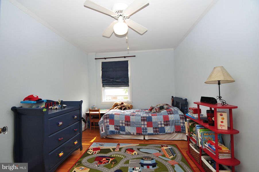 335 Whitfield Road Baltimore, MD 21228 - Photo 11 of 19 Bedroom