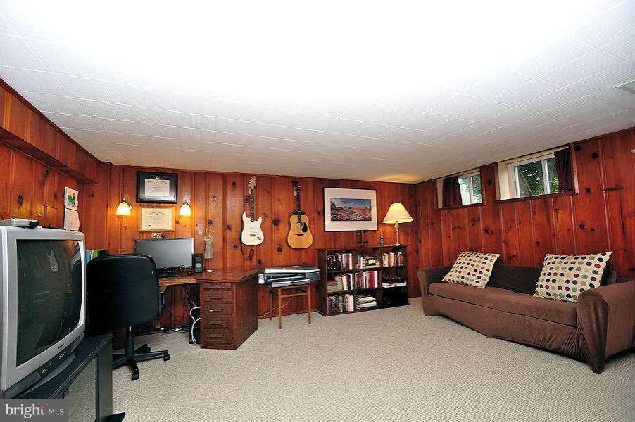 335 Whitfield Road Baltimore, MD 21228 - Photo 14 of 19 Basement