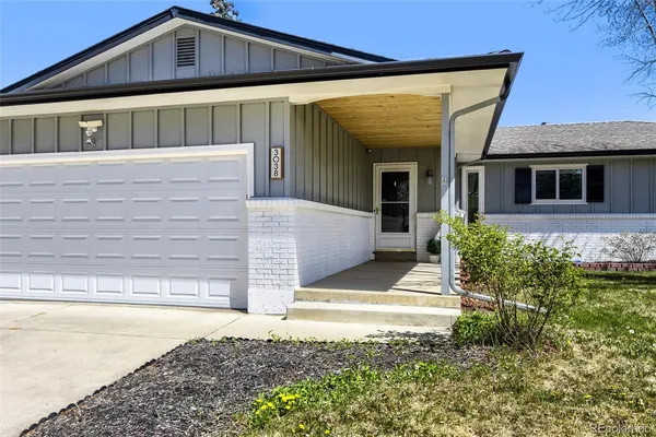 $675,000 | 3038 South Akron Court, Denver, CO 80231