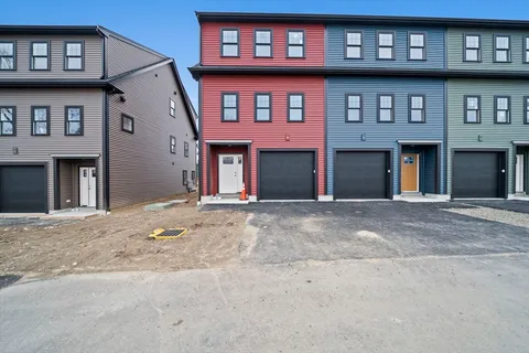 $899,000 | 85 Neponset Street, Unit 85, Canton, MA 02021