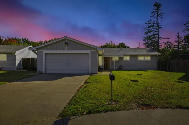 $390,000 | 328 Las Animas Circle, Sacramento, CA 95838