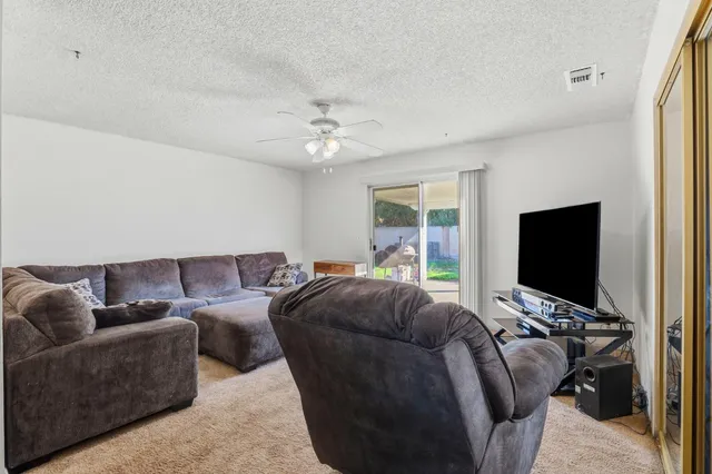 $390,000 | 328 Las Animas Circle, Sacramento, CA 95838