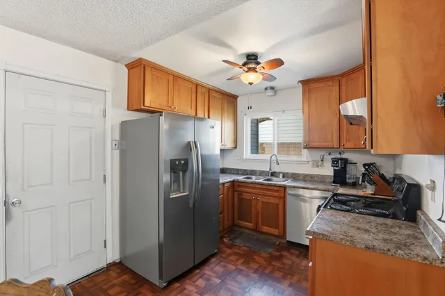 $390,000 | 328 Las Animas Circle, Sacramento, CA 95838