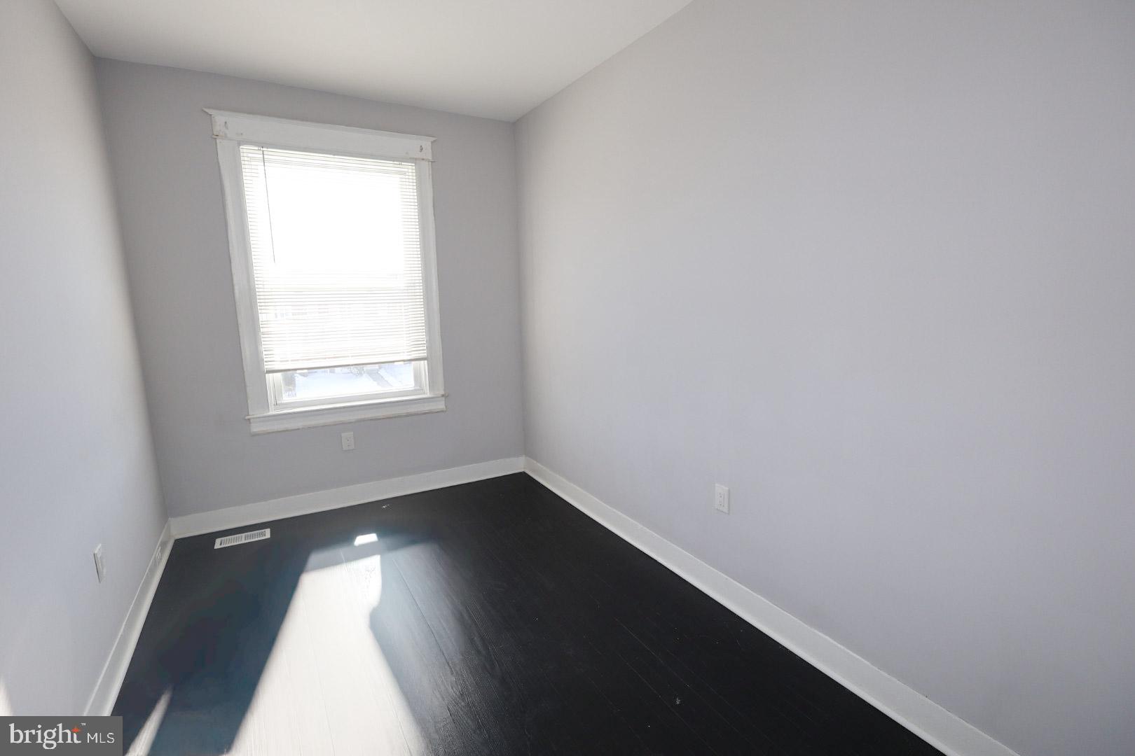 3716 Edmondson Avenue Baltimore, MD 21229 - Photo 14 of 17