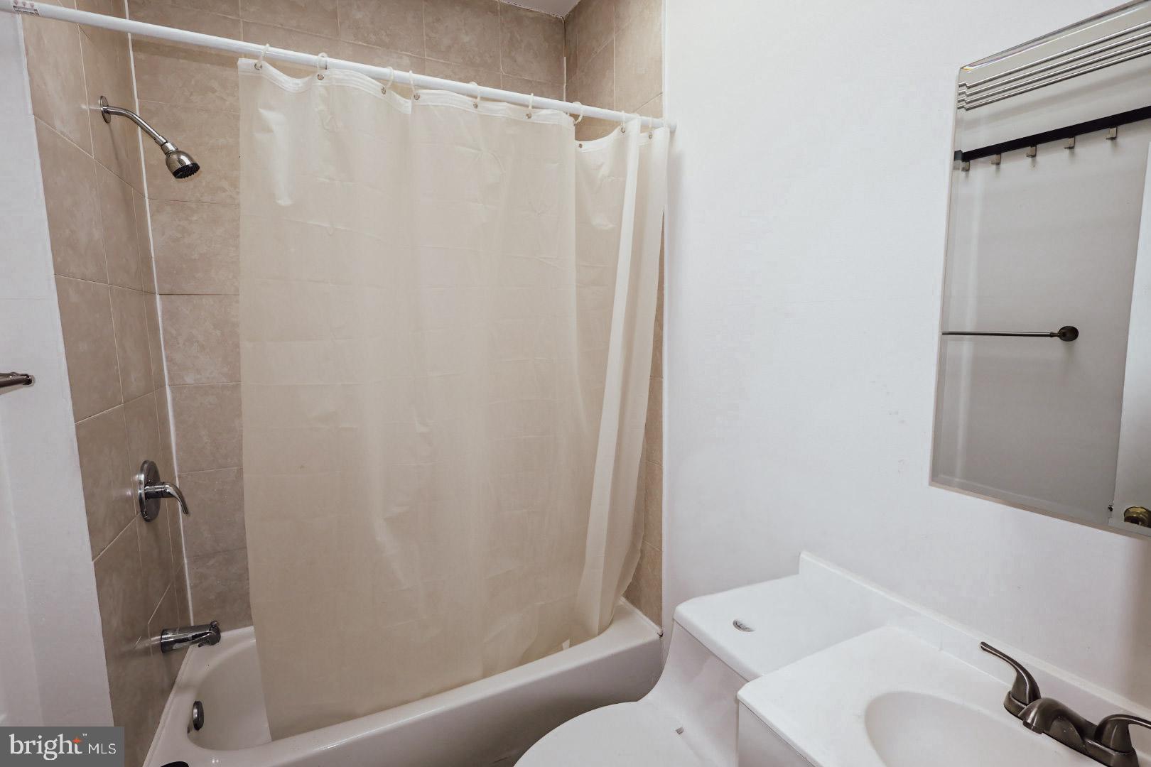 3716 Edmondson Avenue Baltimore, MD 21229 - Photo 17 of 17