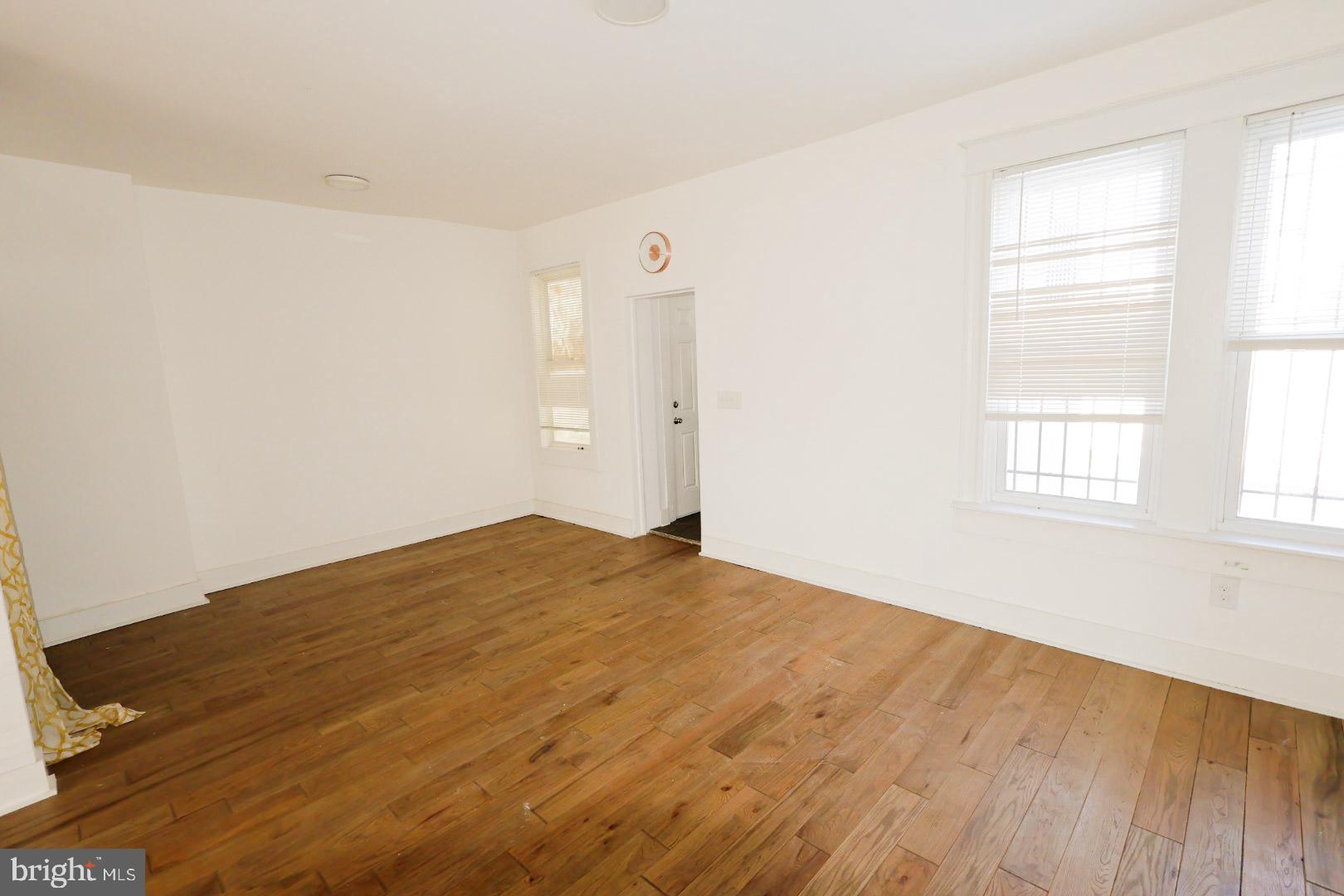 3716 Edmondson Avenue Baltimore, MD 21229 - Photo 6 of 17