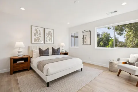 $1,700,000 | 121 Calle Nivel, Los Gatos, CA 95032