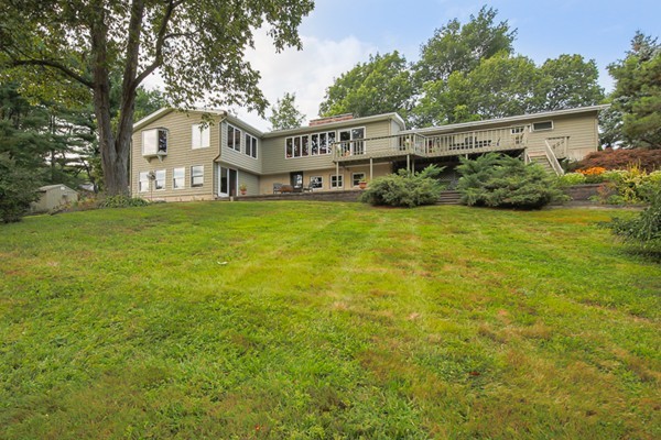 14 Sleepy Hollow Road Topsfield, MA 01983 - Photo 1 of 29 Gallery Image 1