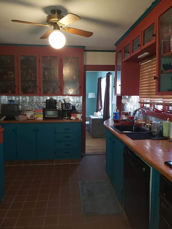 571 Main Street Boxford, MA 01921 - Photo 11 of 20