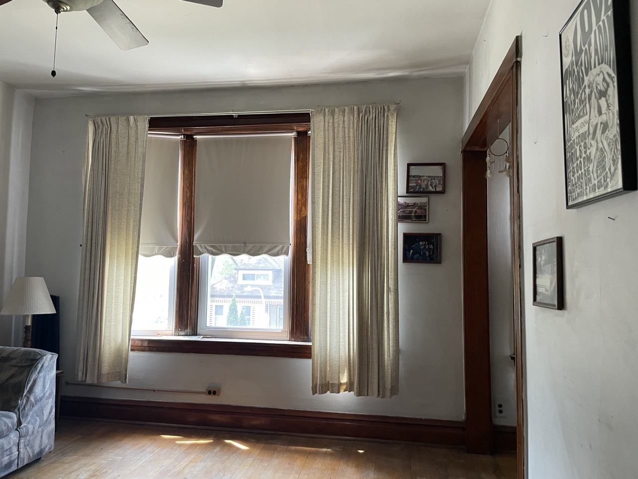 4555 South Francisco Avenue Chicago, IL 60632 - Photo 34 of 40 a view of livingroom with furniture and windows