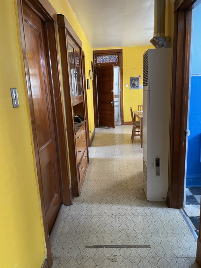 4555 South Francisco Avenue Chicago, IL 60632 - Photo 38 of 40 a view of front door