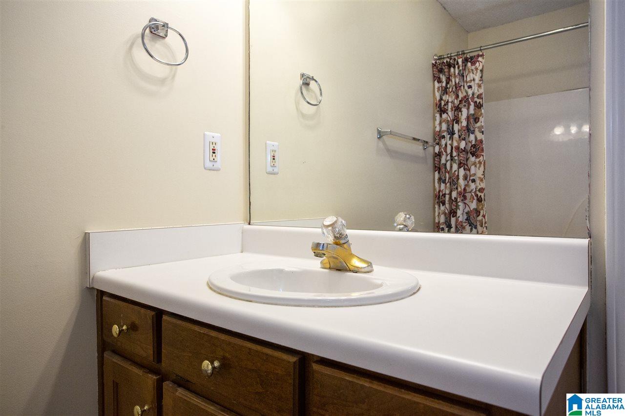 2200 Mountain View Road Birmingham, AL 35210 - Photo 24 of 30