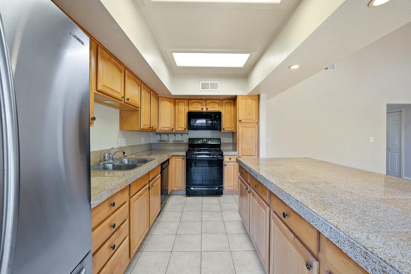 366 Meadowood Circle San Ramon, CA 94583 - Photo 13 of 32 Gallery Image 13
