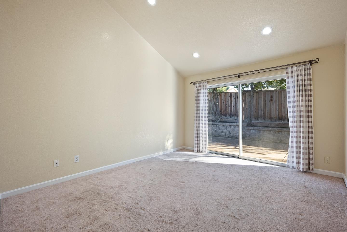 366 Meadowood Circle San Ramon, CA 94583 - Photo 16 of 32 Gallery Image 16